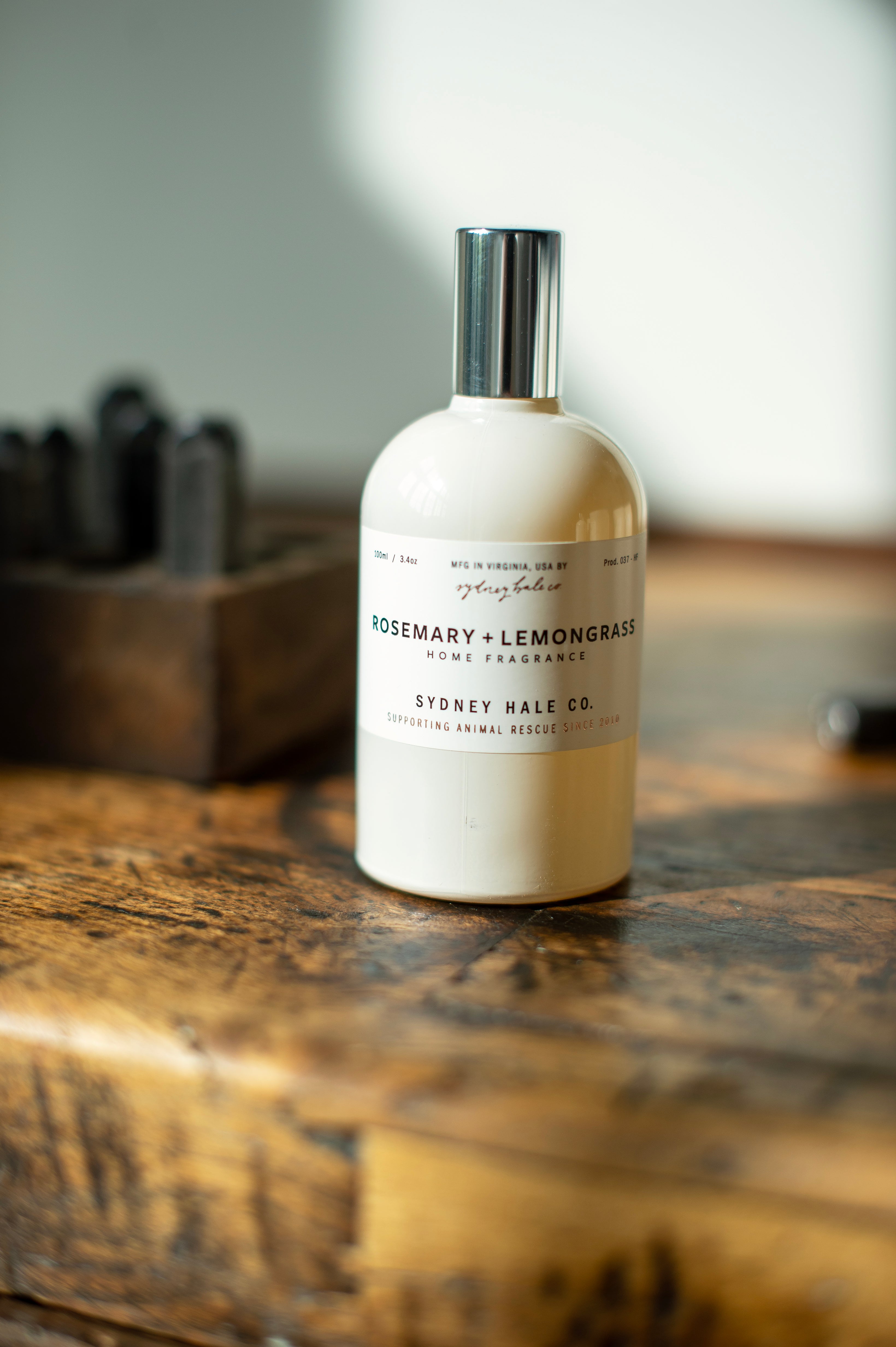 Rosemary + Lemongrass Room Spray - Thumbnail 2